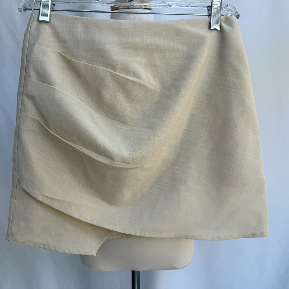 Elegant Tan Women's Skirt size S